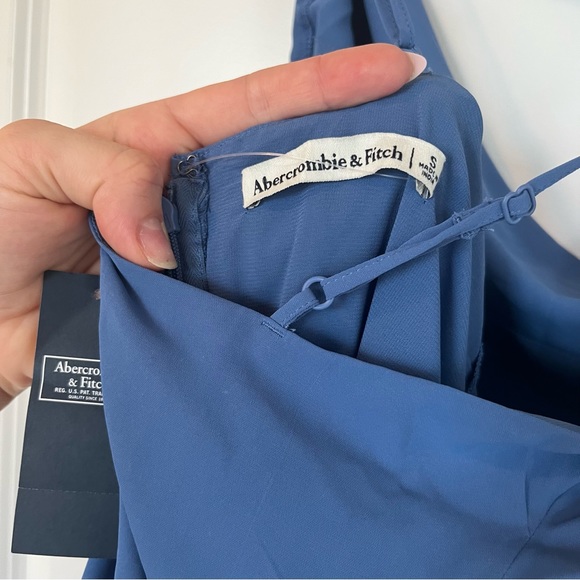 Abercrombie Blue Asymmetrical Cinched Midi Dress - Picture 6 of 9